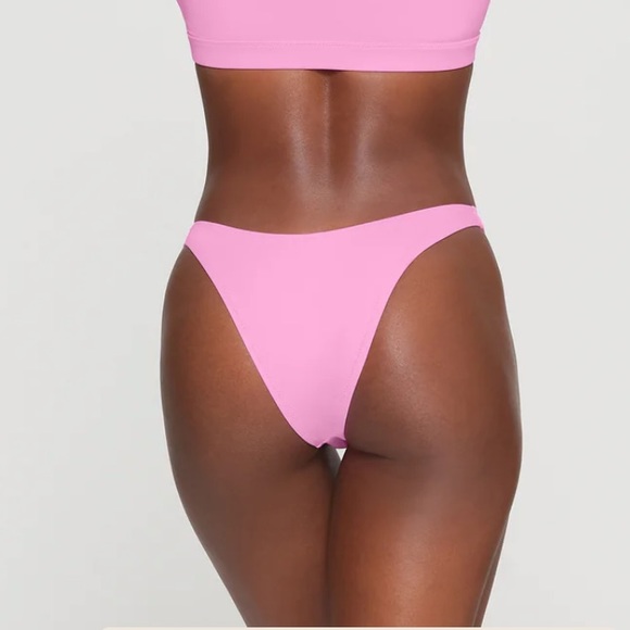 Skims Light Pink Bikini Set - Picture 5 of 5
